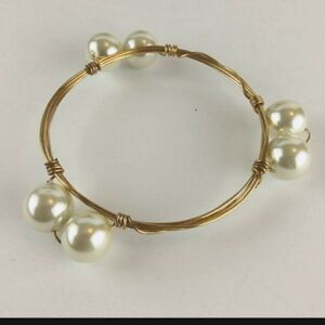 (3/$20) fashion gold tone and faux pearl bracelet